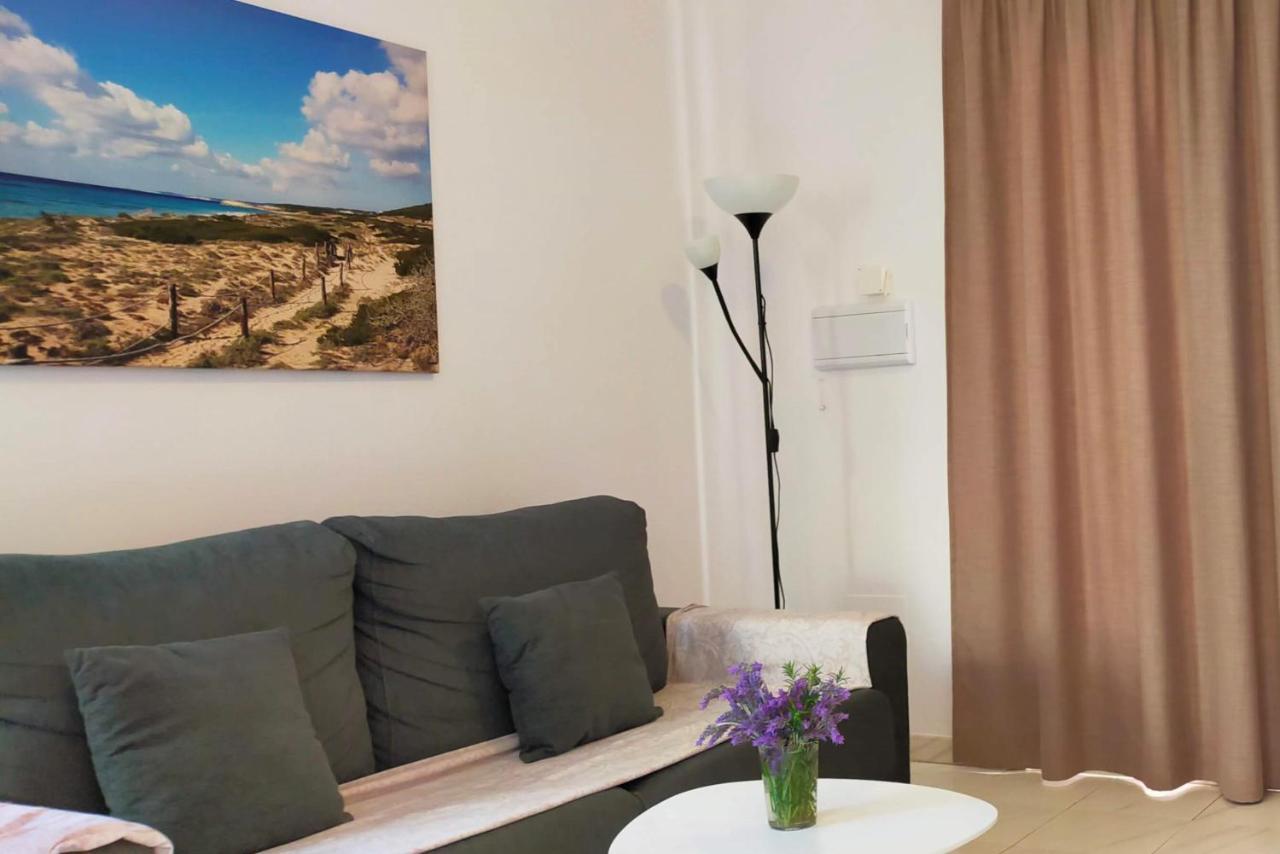 Apartaments California Cala'N Blanes  Buitenkant foto