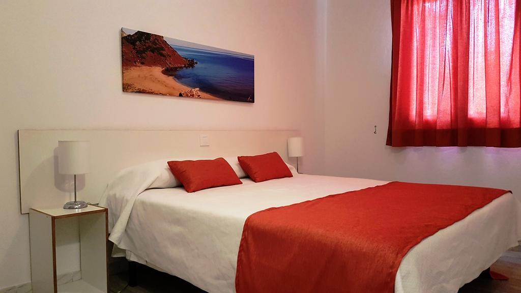 Apartaments California Cala'N Blanes  Buitenkant foto